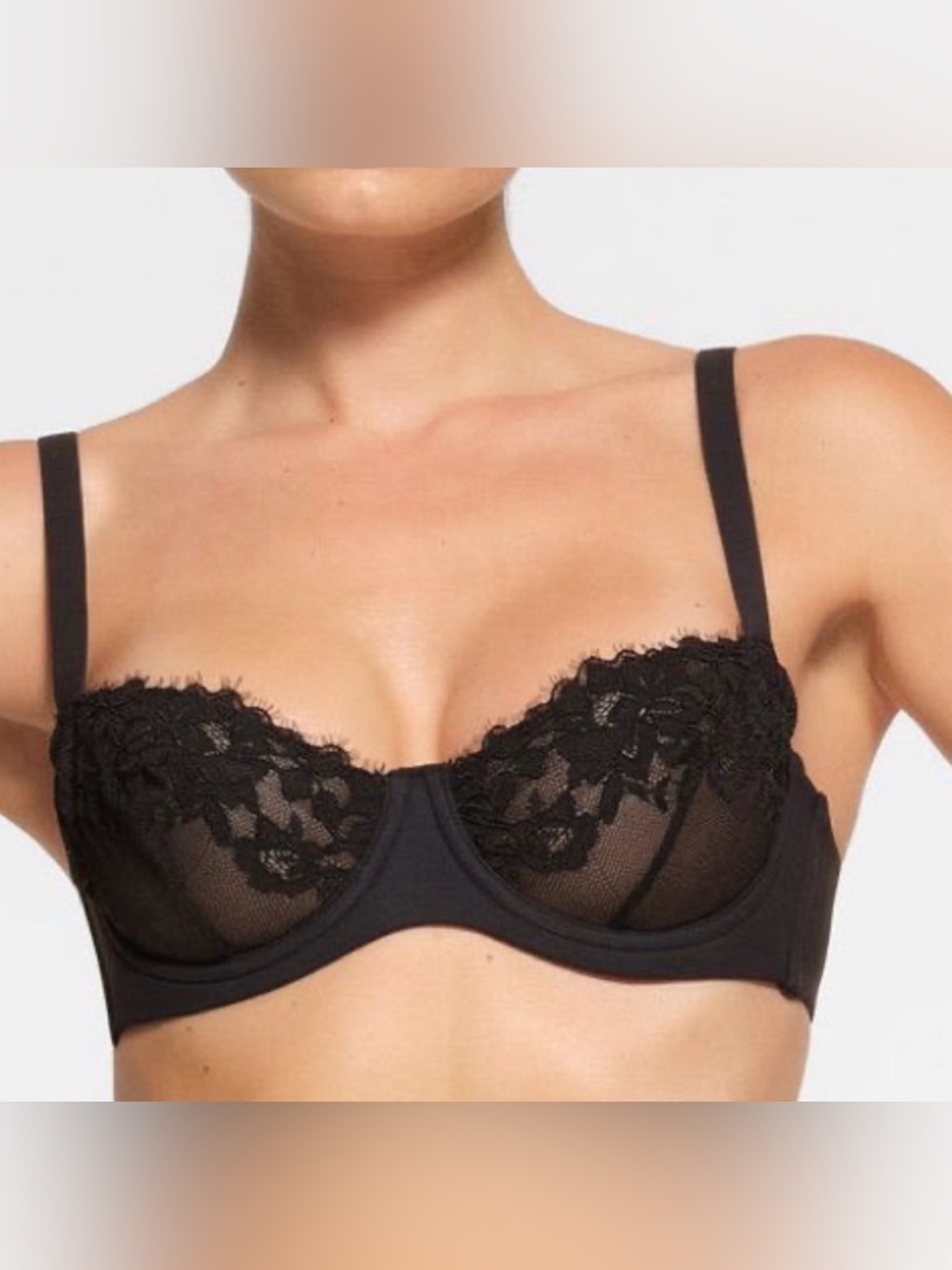 SKIMS Black Lace Underwire Bra
